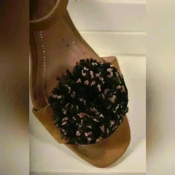 ZARA Tan  Black Microsuede Block Heel Open Toe Strappy Sandal 39EU 9US - Picture 5 of 8